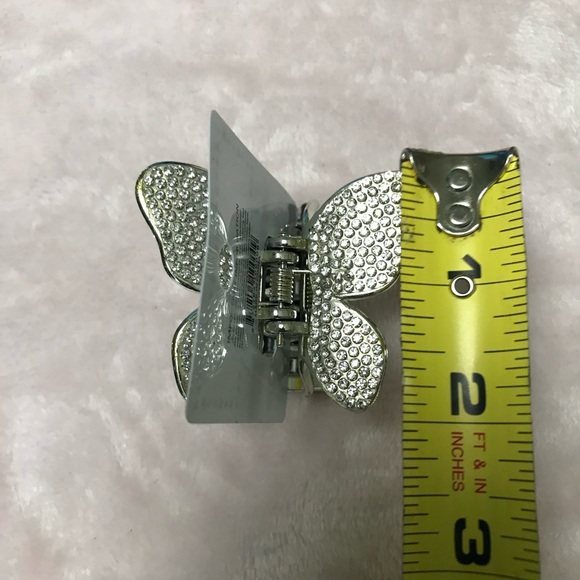 ✨✨5/$10✨✨ Butterfly Fashion Hair Accessories Claw Clip Silver & Rhinestones New - Picture 13 of 14